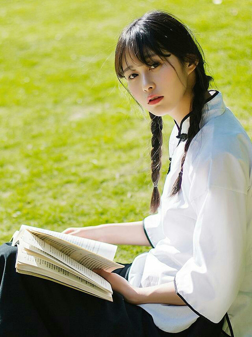 开云官方网页登录-五大联赛快节奏压迫型比赛是否更受年轻球员欢迎，节奏最快的联赛